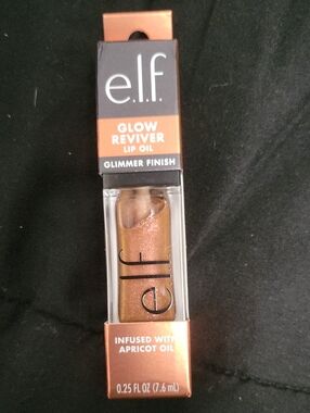 5/$20**Elf Glow Reviver Lip Oil Glimmer Finish Infused With Apricot Oil